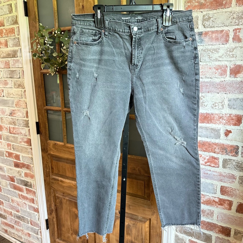 Old‎ Navy Jeans Women 14 Gray Mid Rise Boyfriend Distressed Raw Hem Denim
